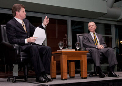 Interviewing former California Governor Pete Wilson, 2011 Inns of Court dinner, La Jolla. (Photo by Barry Carlton)